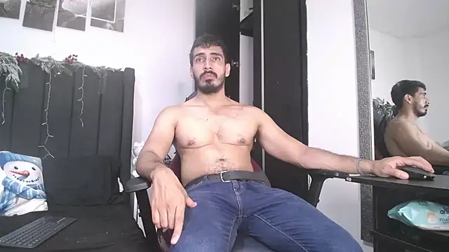 Snapshot of muscle_ares chatting on 12-05-24, 03:17 muscle ares online show from 12-05-24, 03:17