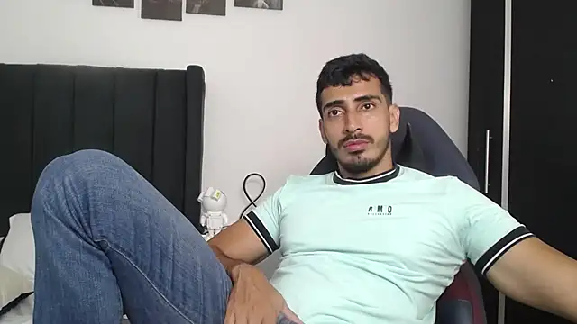 Snapshot of muscle_ares chatting on 02-07-25, 04:46 muscle ares online show from 02-07-25, 04:46