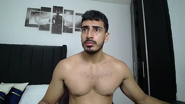 Snapshot of muscle_ares chatting on 02-11-25, 11:43 muscle ares online show from 02-11-25, 11:43