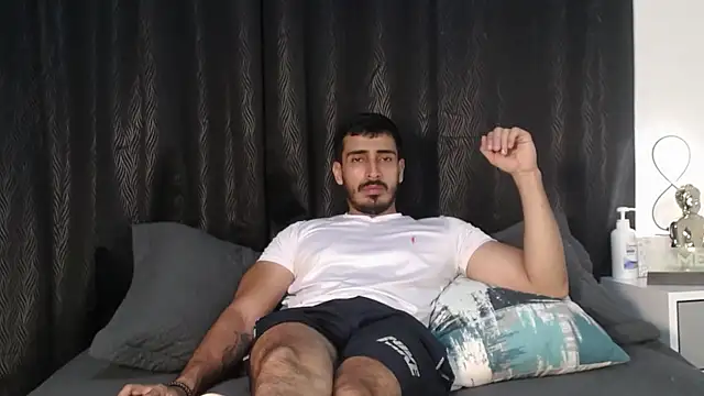 Snapshot of muscle_ares chatting on 10-07-25, 12:08 muscle ares online show from 10-07-25, 12:08