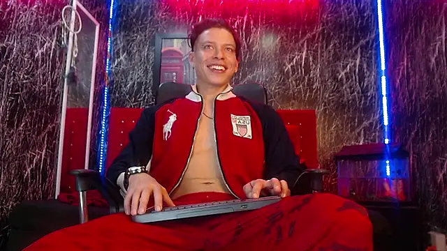 Snapshot of Baxter_Dex chatting on 12-27-24, 08:45 Baxter Dex online show from 12-27-24, 08:45