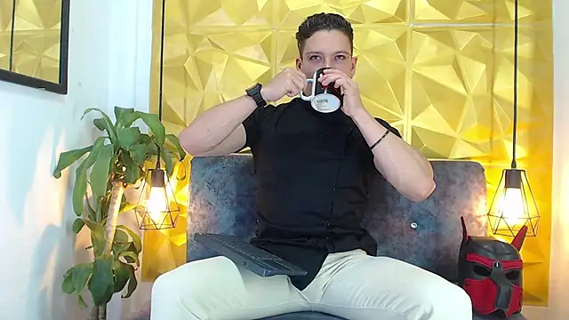 Snapshot of Baxter_Dex chatting on 01-09-25, 08:34 Baxter Dex online show from 01-09-25, 08:34