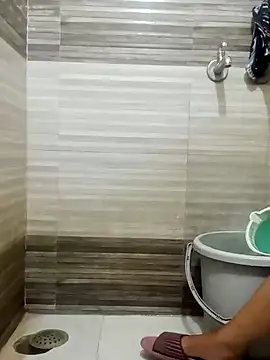 Shoni   online show from 12-26-24, 07:56