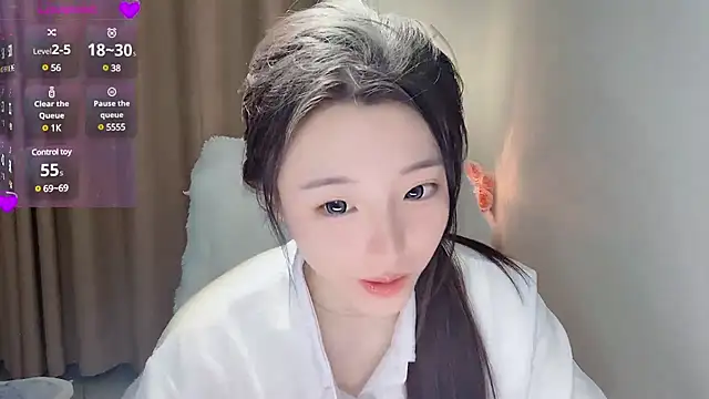 Snapshot of Duomiz chatting on 03-14-25, 07:44 Duomiz online show from 03-14-25, 07:44