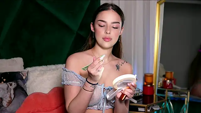 ScarletColes online show from 04-02-26, 12:19