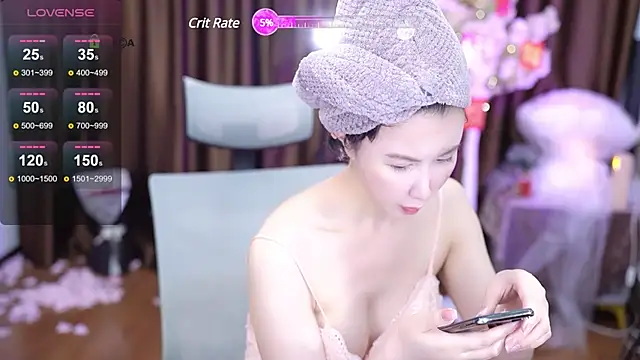 Snapshot of tina0604 chatting on 02-16-25, 12:21 tina0604 online show from 02-16-25, 12:21