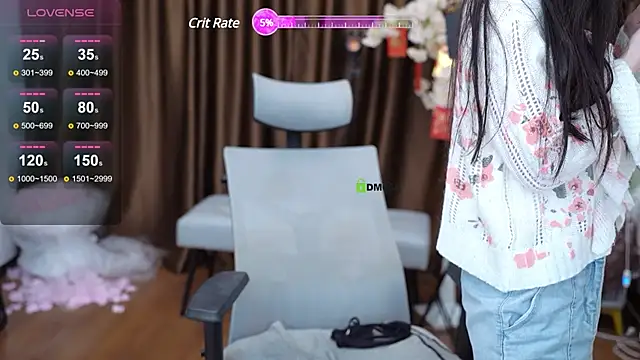 Snapshot of tina0604 chatting on 03-15-25, 12:34 tina0604 online show from 03-15-25, 12:34