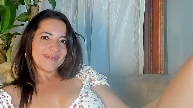 Snapshot of Capriijonesxxx chatting on 12-07-24, 03:47 Capriijonesxxx online show from 12-07-24, 03:47