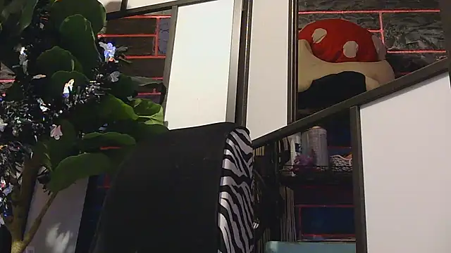 watermellonpussy online show from 10-12-25, 02:43