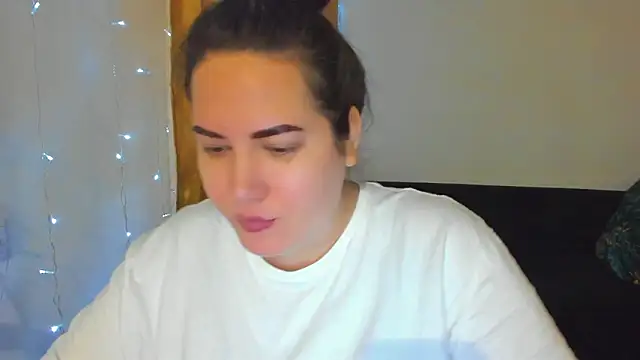 Snapshot of _madalexa_ chatting on 02-01-26, 11:25 madalexa online show from 02-01-26, 11:25