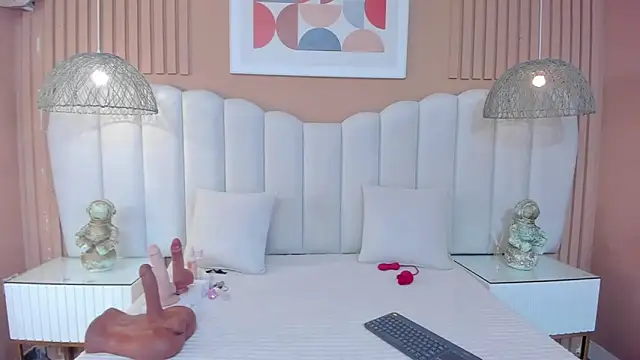 Sara Vanegas online show from 02-28-26, 10:27