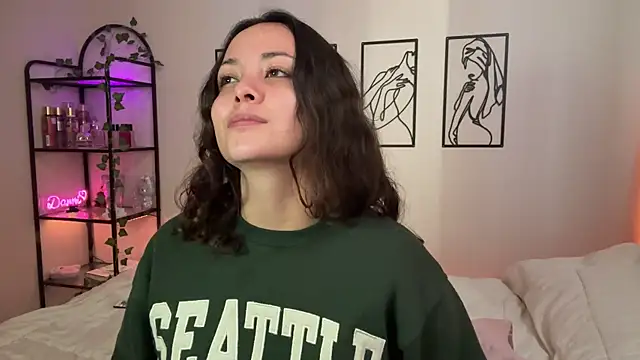 Megan Rodrigo online show from 11-22-25, 03:55