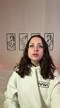 Megan Rodrigo online show from 11-28-25, 05:48