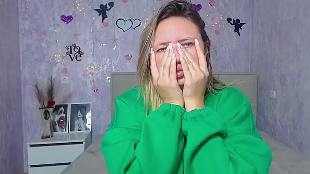 SallyVerda online show from 02-24-25, 06:47