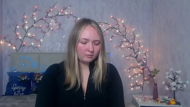 Snapshot of SallyVerda chatting on 04-29-26, 06:03 SallyVerda online show from 04-29-26, 06:03