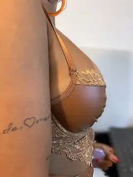 Amber Martins  online show from 02-23-26, 09:17