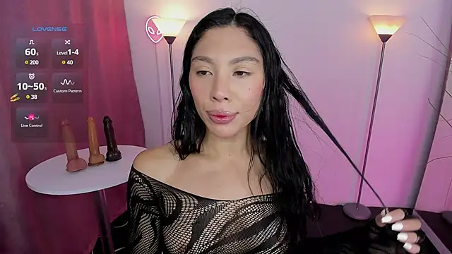 Dayanna tecca online show from 02-18-25, 10:25