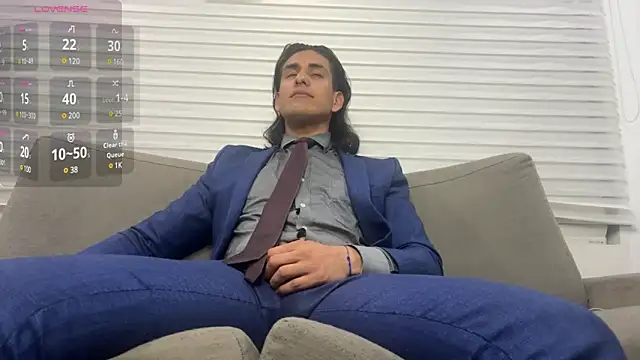 Tom blunt96 online show from 02-01-25, 03:19