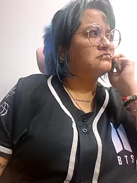 lucky-leah online show from 05-16-26, 03:25