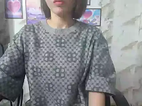 Snapshot of Love_bug15 chatting on 03-13-25, 12:02 Love bug15 online show from 03-13-25, 12:02