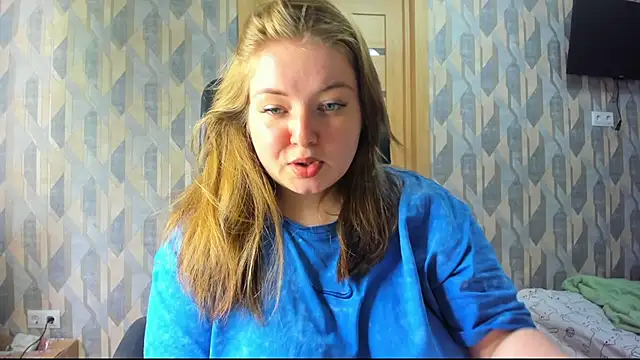 Snapshot of valery1610 chatting on 06-14-26, 12:07 valery1610 online show from 06-14-26, 12:07