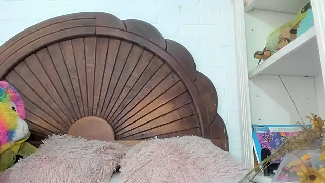 Snapshot of Meri-ai chatting on 03-19-25, 06:12 Meri-ai online show from 03-19-25, 06:12