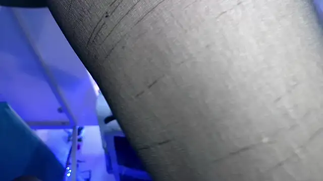 SUZZET 22 online show from 12-05-25, 02:25