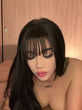 Snapshot of Ambar_R0SSE chatting on 03-13-25, 06:37 Ambar R0SSE online show from 03-13-25, 06:37