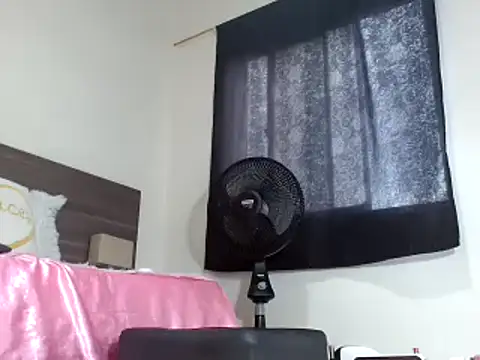 Mila cams1  online show from 01-26-25, 01:15