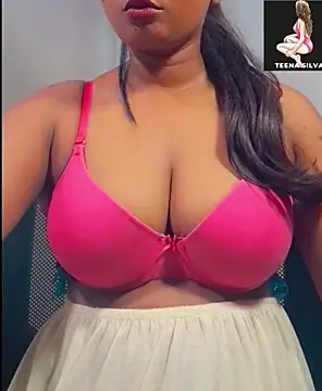 Snapshot of SLteena chatting on 10-05-25, 03:10 SLteena online show from 10-05-25, 03:10