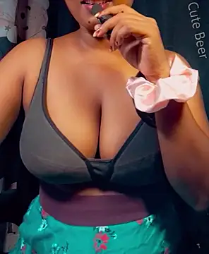 SLteena online show from 03-18-26, 04:21