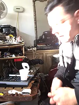 Phelyxx elgato online show from 03-19-25, 03:40