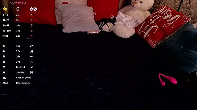 FreyaRaya online show from 04-11-26, 07:45