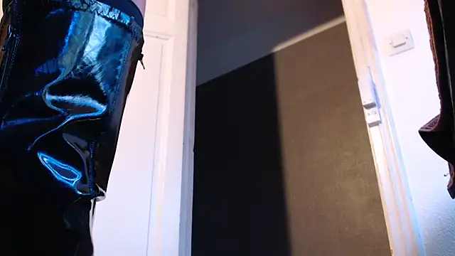 rustoffxh online show from 10-31-25, 06:09