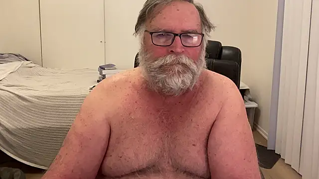 Drummajor online show from 10-31-25, 02:18