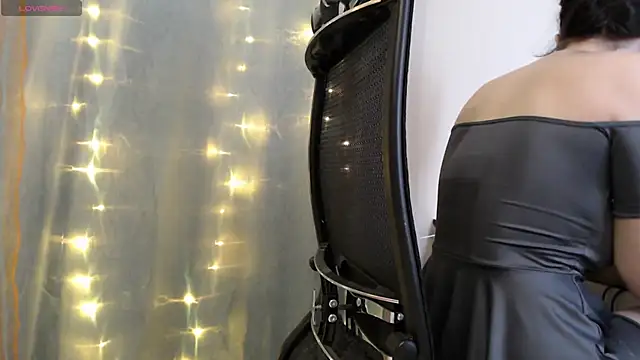 LanaDreamX online show from 05-19-26, 06:25
