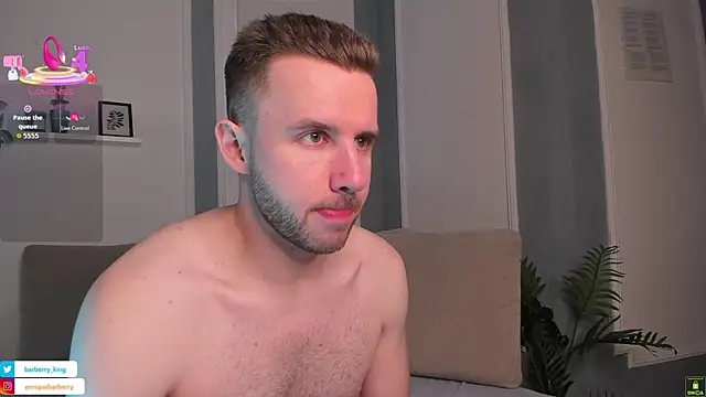 EnriqueBarberry online show from 02-14-26, 06:32