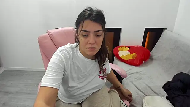 Dyana Kaylinn online show from 01-16-26, 05:00