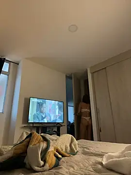 Susi bell online show from 02-16-25, 09:38