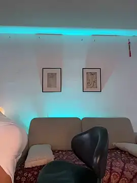 Susi bell online show from 02-22-25, 10:52