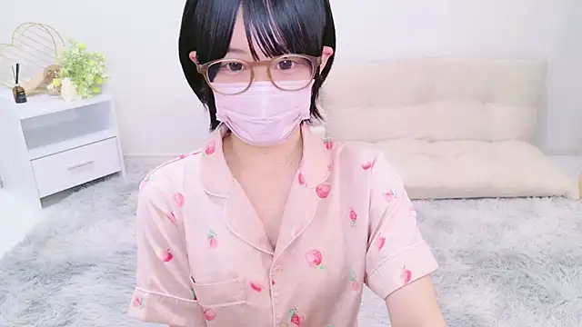 Snapshot of 963_kurumi chatting on 12-06-24, 11:47 963 kurumi online show from 12-06-24, 11:47