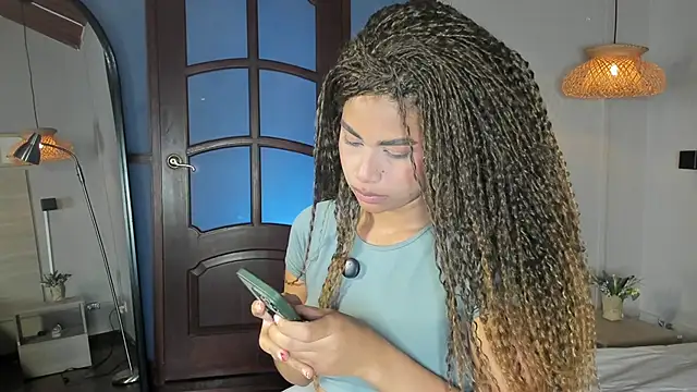 nayah   online show from 03-27-26, 07:57