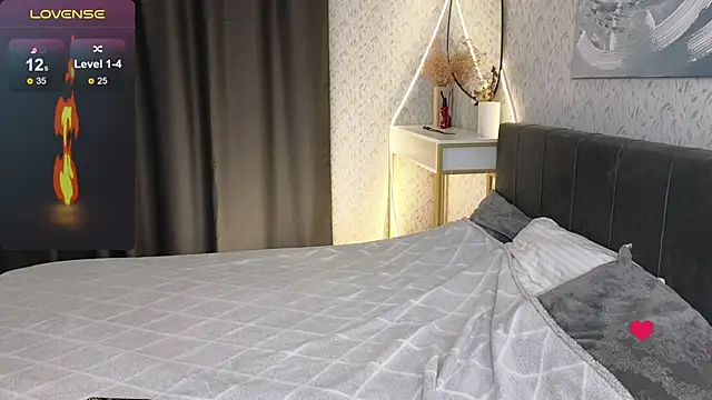 YourSweetDream  online show from 11-16-25, 08:09