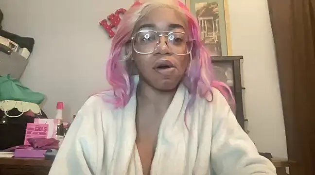 MommyConfident online show from 03-03-25, 12:04