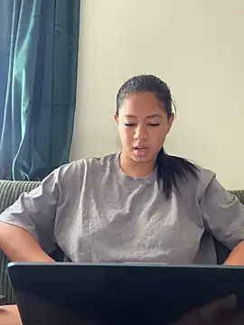 VanessaBling online show from 03-19-26, 03:27