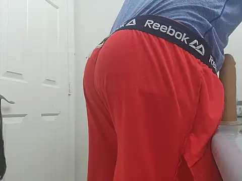 Snapshot of Fuckmyassg00d chatting on 03-17-25, 11:42 Fuckmyassg00d online show from 03-17-25, 11:42