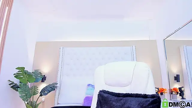 celeste wayne online show from 11-17-25, 02:01