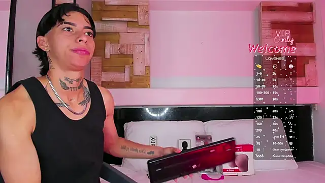 AmberAdams  online show from 04-10-26, 01:16