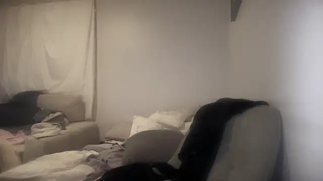 ALEXADANIELLE online show from 12-13-24, 10:51