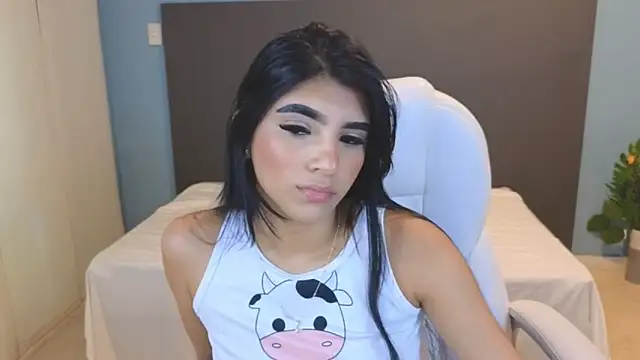 maiaa ruiz online show from 01-17-25, 01:46